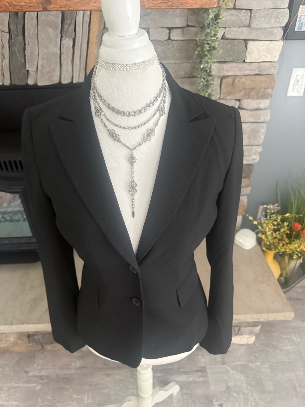 ANTONIO MELANI Black Tailored Single-Breasted Blazer
